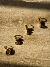 Load image into Gallery viewer, Chit chat
